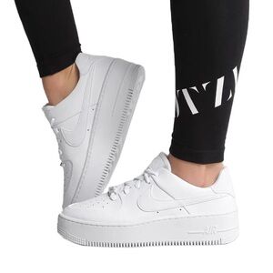 White platform AF1 Sneakers
